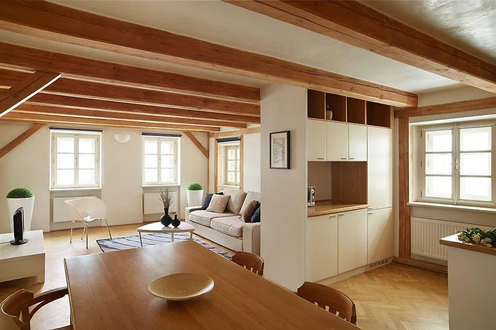 Lägenhet Kozna Suites Prag